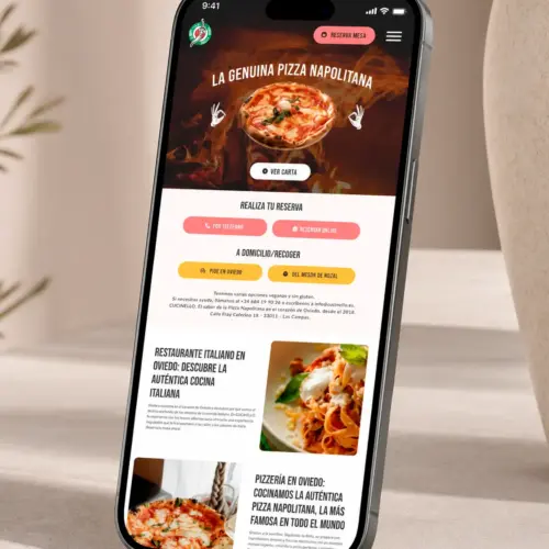 Versión móvil de la web de Curniciello Napolitano con carta y reserva